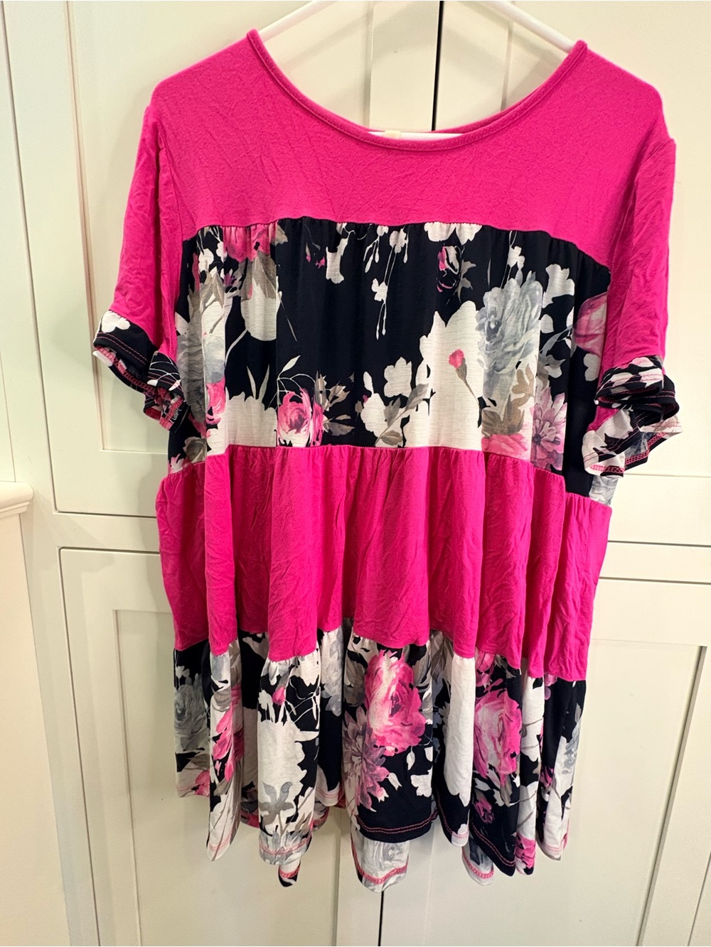 Women’s Bright Pink Floral Tiered Tunic by